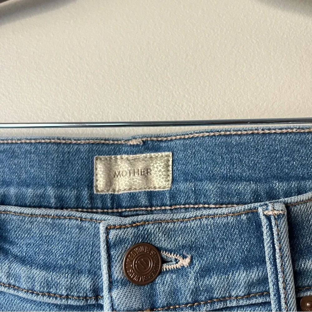NWT MOTHER Denim The Insider Crop Step Fray Jeans Thrilling Shots_8